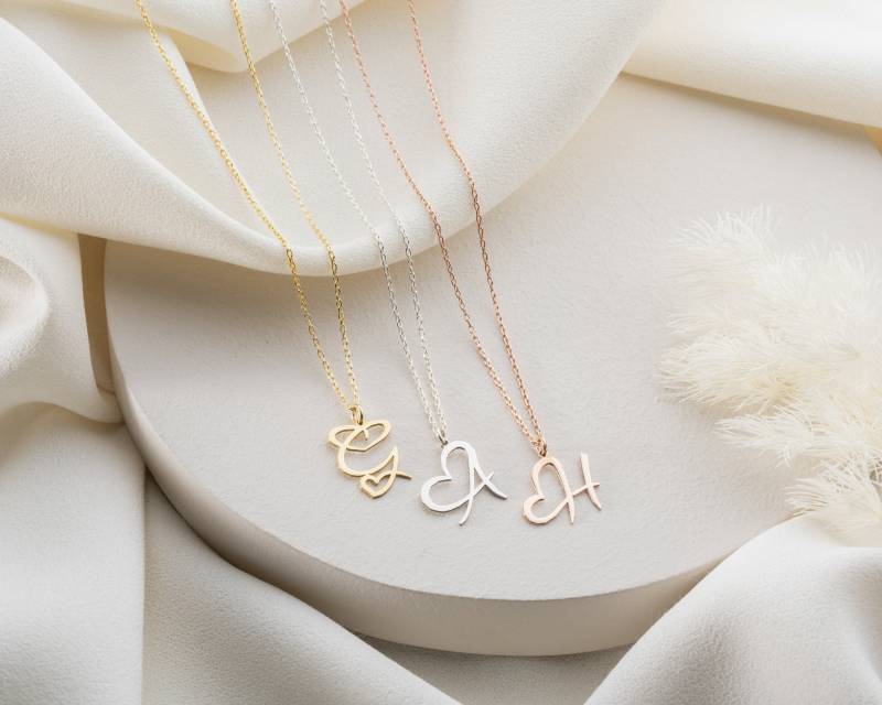 Personalisierte 14K Gold Anfang Halskette Für Frauen Minimalist Sterling Silber Herz Zierliche Geschenke Ihre Weihnachtsgeschenke von NeshelyJewelry