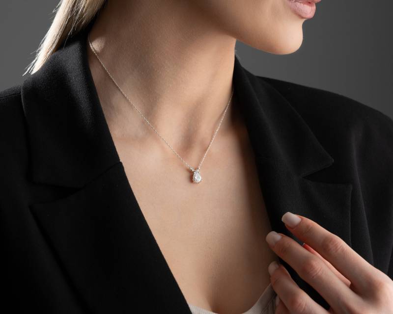 Personalisierte Gold Birthstone Halskette Zierliche Teardrop Stein Für Geburtstagsgeschenk Mama Schmuck November Dezember von NeshelyJewelry