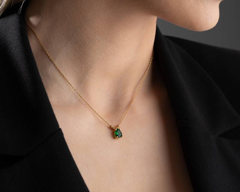 Personalisierte Gold Birthstone Halskette Zierliche Tropfen Stein Für Geburtstagsgeschenk Mama Schmuck November Dezember von NeshelyJewelry