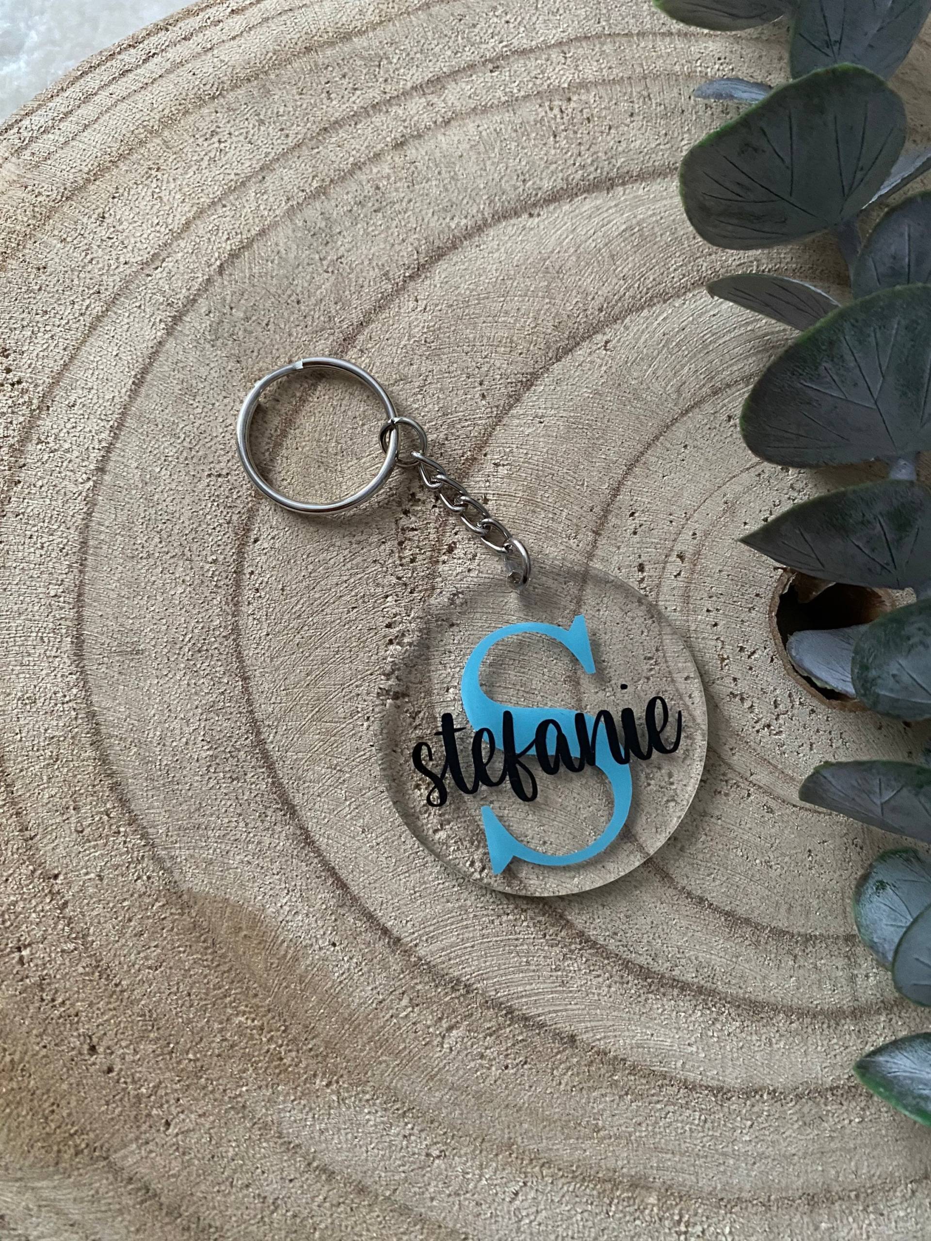 Personalisierter Schlüsselanhänger | Geschenk Geschenkidee Name Geburt Hochzeit Mitbringsel Personalisiert Weihnachten von NessasGluecksmomente
