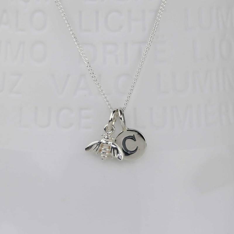 Massive Silber Miniatur Biene Charm Personalisierte Halskette Massive Silber Miniatur Biene Charm Personalisierte Halskette von NestGiftShop