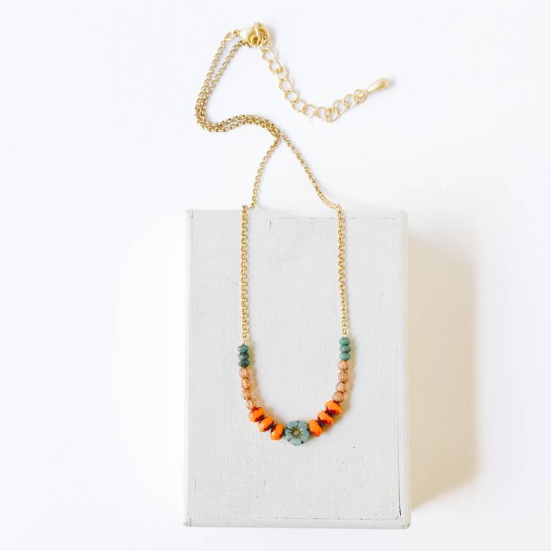 Winzige Blume Halskette Boho Herbst Schmuck, 24K Vergoldet Winzige Blume Halskette Boho Herbst Schmuck, 24K Vergoldet von NestPrettyThingsShop