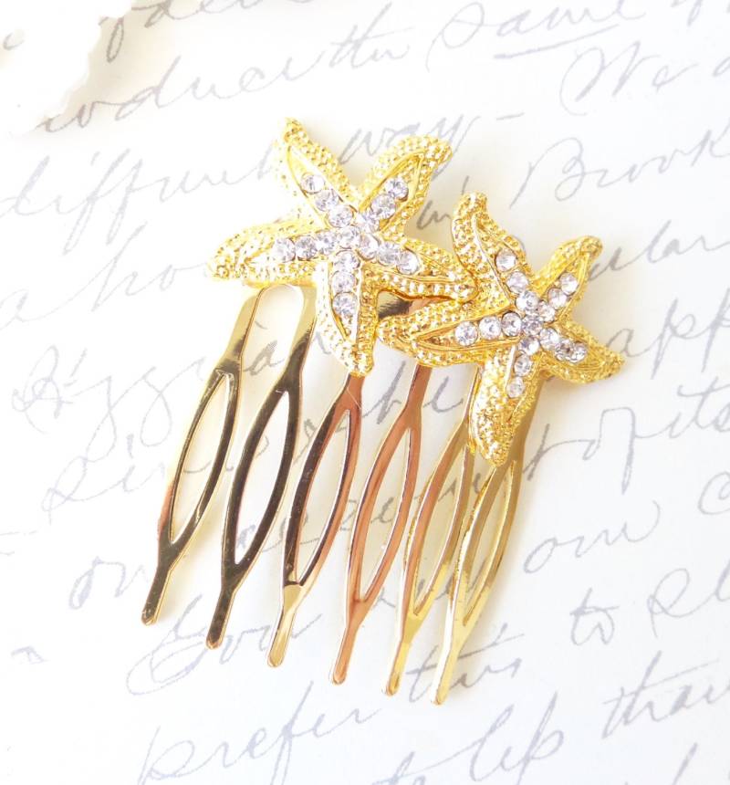 Strass Seestern Haarkamm - Gold Strand Hochzeit Haar-Accessoire Braut Haar von NestingPretty