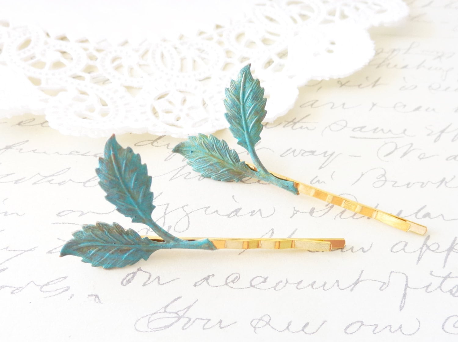 Verdigris Blatt Zweig Bobby Pin Set - Pins Wald Haarnadeln Hochzeit Haar-Accessoire Braut von NestingPretty