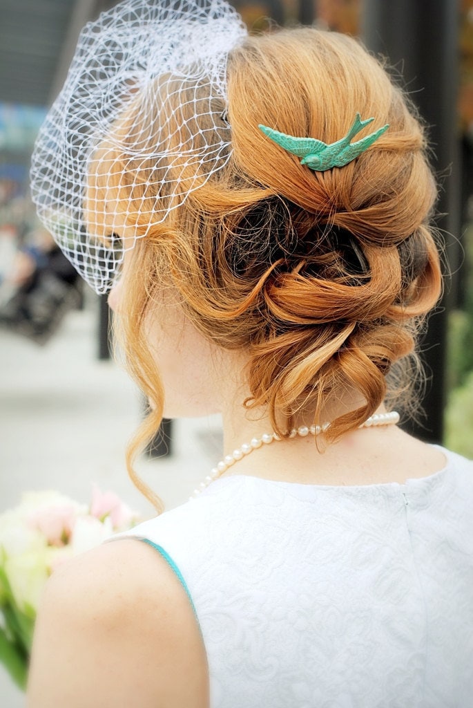 Verdigris Spatz Haarkamm - Große Schwalbe Vogel Hochzeit Haar Braut Zubehör Wunderliche Wald Grüne Patina von NestingPretty