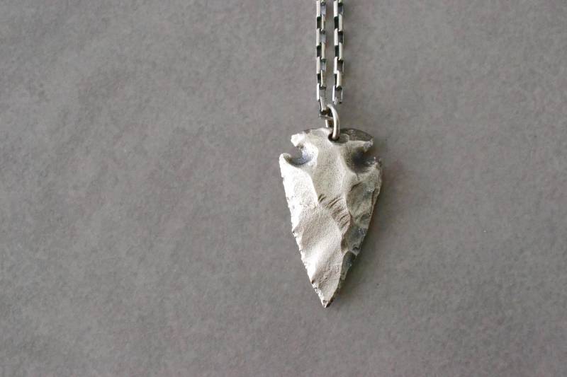 Herren Pfeilspitze Halskette , Massiv 925 Silber Pfeil Sterling Dolch Spike Schmuck Unisex von NestofReveries