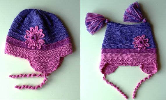 Hand Stricken Ohr Klappe Hut Für Baby/Kleinkind Mädchen, Lila Merino Wolle Motorhaube Mit/Ohne Pom Poms. Pilot Hut. Größen 0-36 Monate von NesyBaby