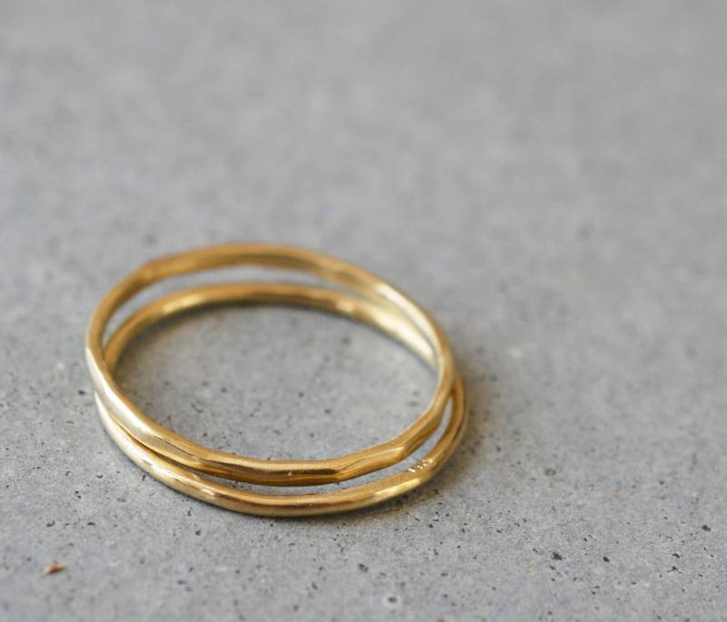 14K Zarter Ring, Stapelbarer Goldring, Solid Stapelringe, Ehering-Set, Gold Ehering von NetAmitJewelry