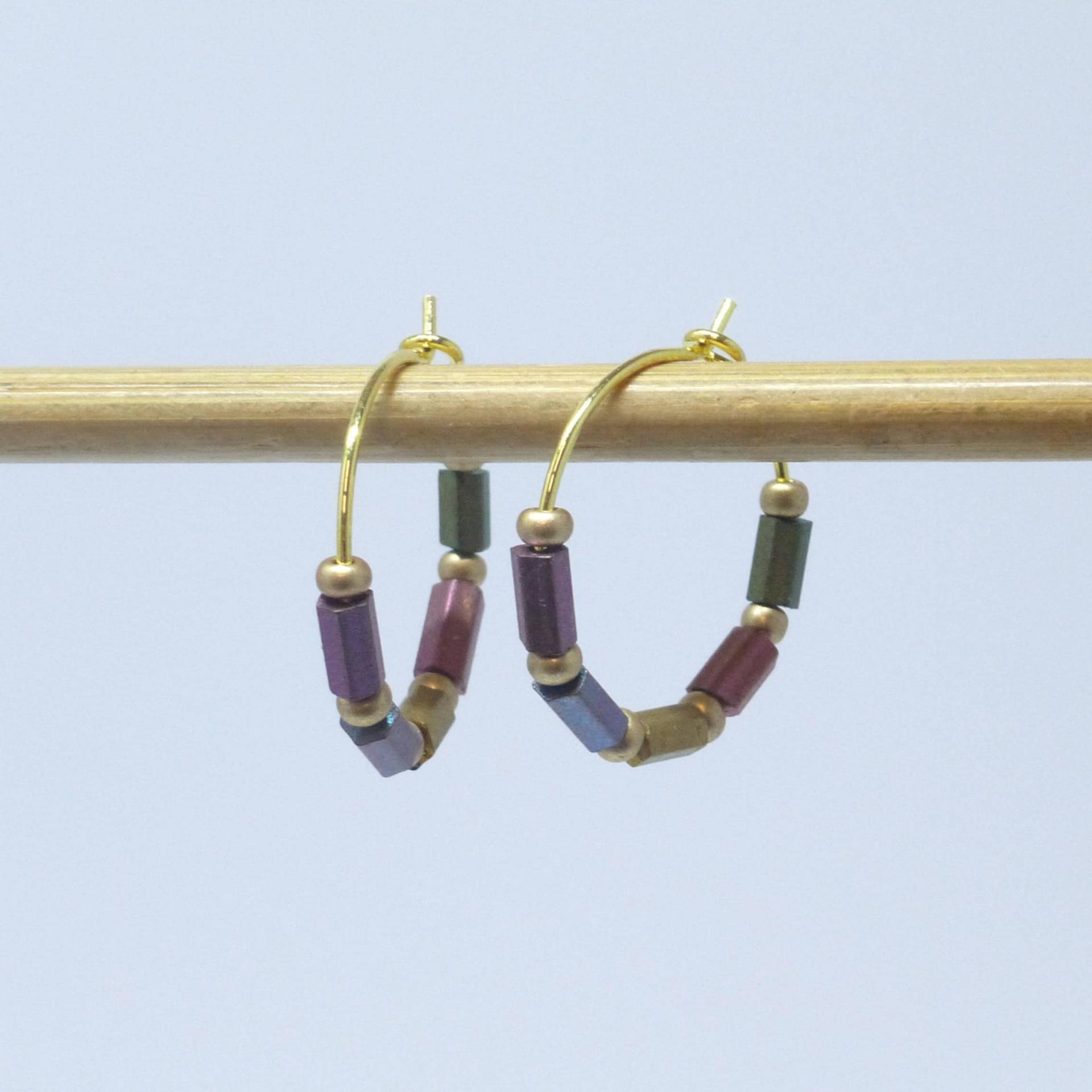 Creolen Gold Glasstifte Bunt Metallic Matt von NettesSchmuckshop