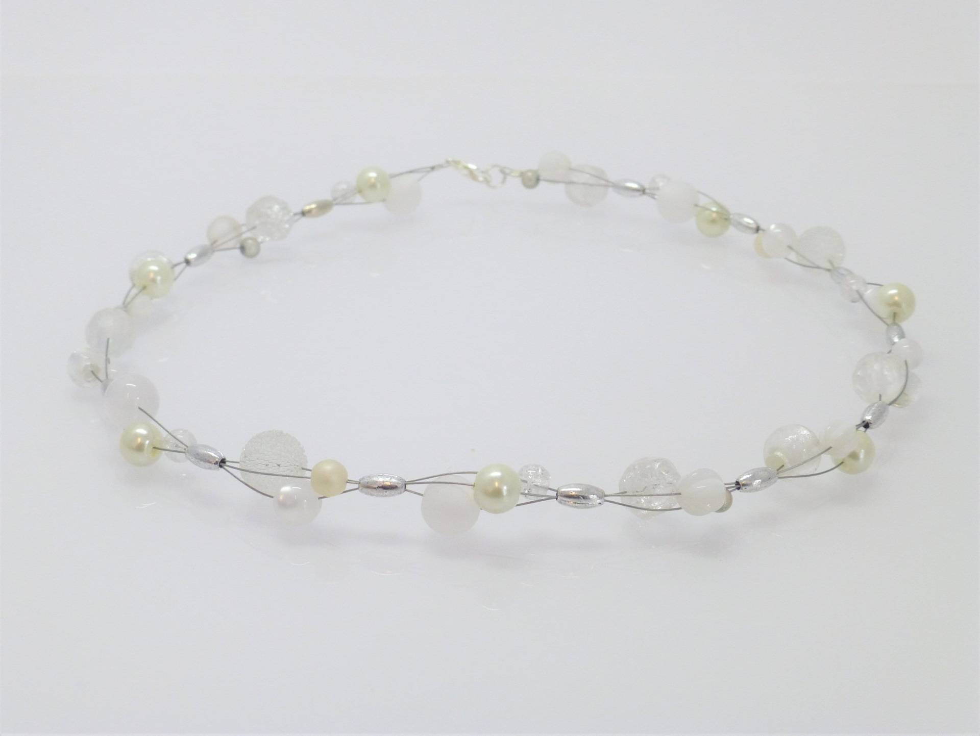 Halskette "Bubbles" Weiß-Silber, Glasperlencollier von NettesSchmuckshop