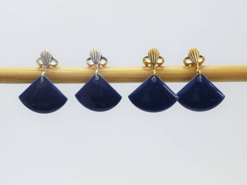 Ohrclips Anhänger Emaille-Fächer Dunkelblau von NettesSchmuckshop