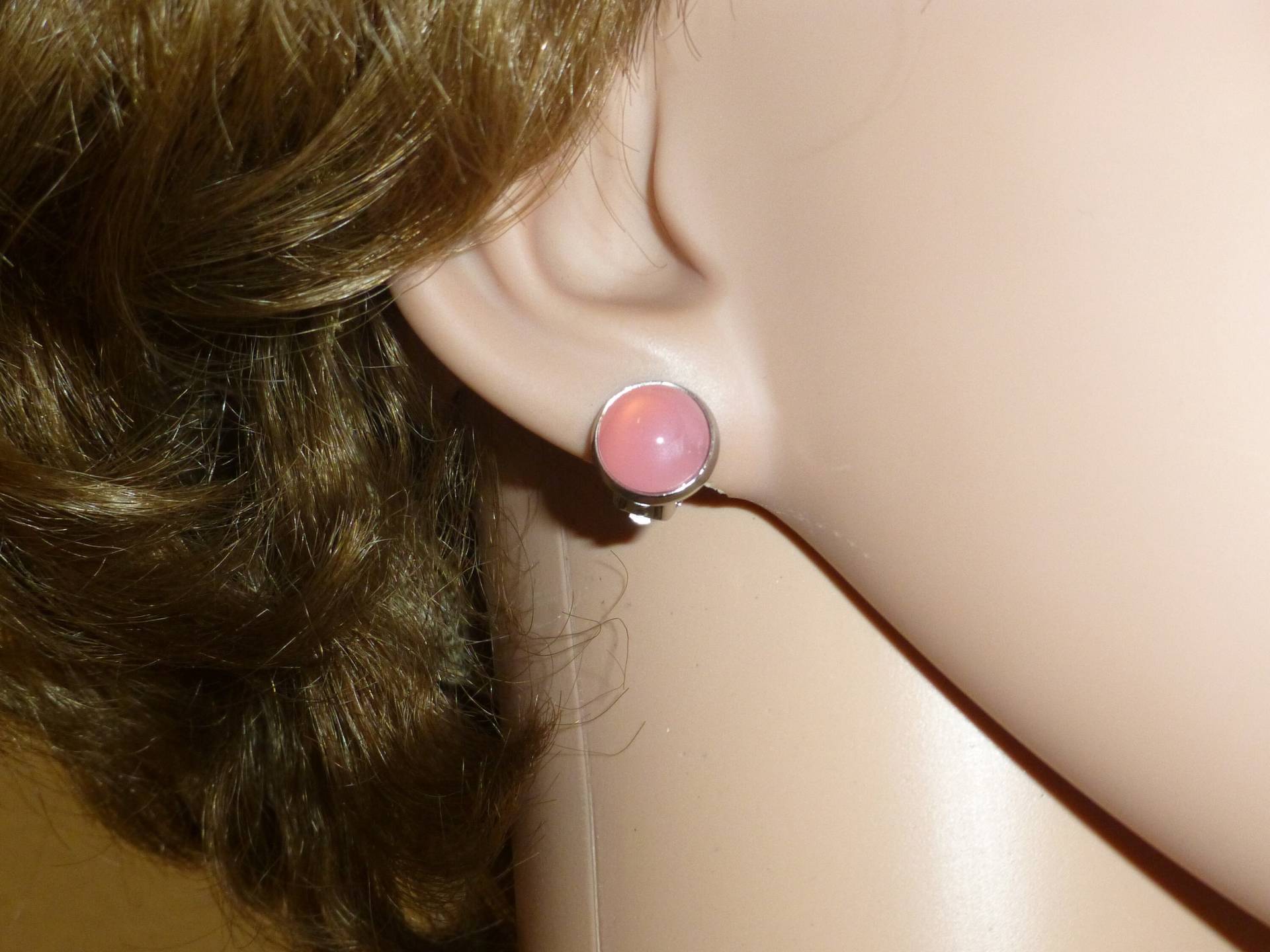 Ohrclips Cabochon Glas 10mm Altrosa Opal Edelstahl Gold von NettesSchmuckshop