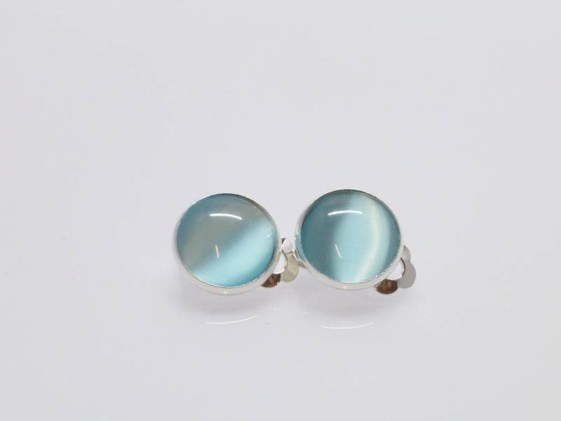 Ohrclips Cateye Cabochons 12mm Hellblau Türkis von NettesSchmuckshop