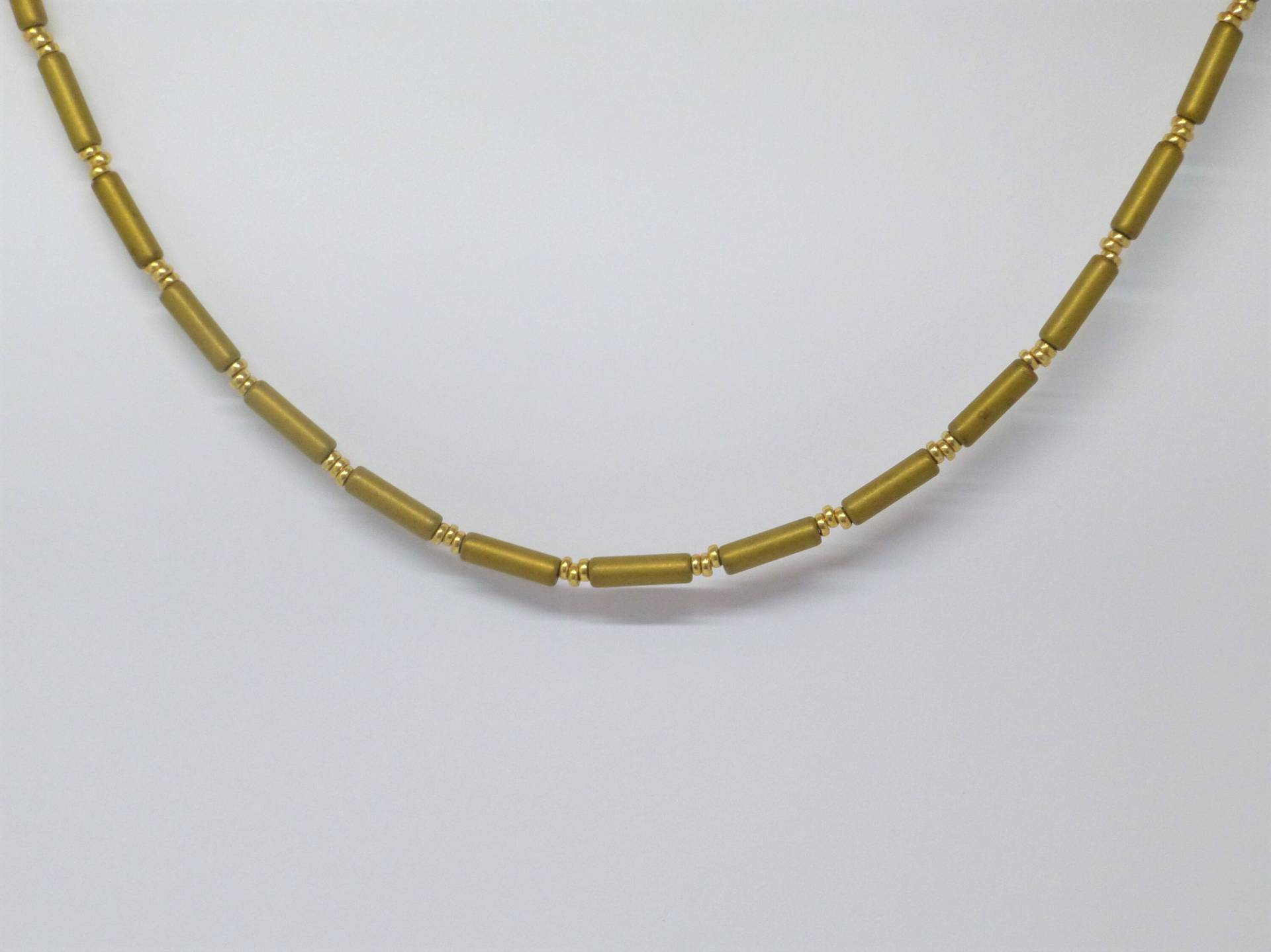 Halskette Hämatit Walzen Gold Matt Mit Glasringen von NettesSchmuckwerk