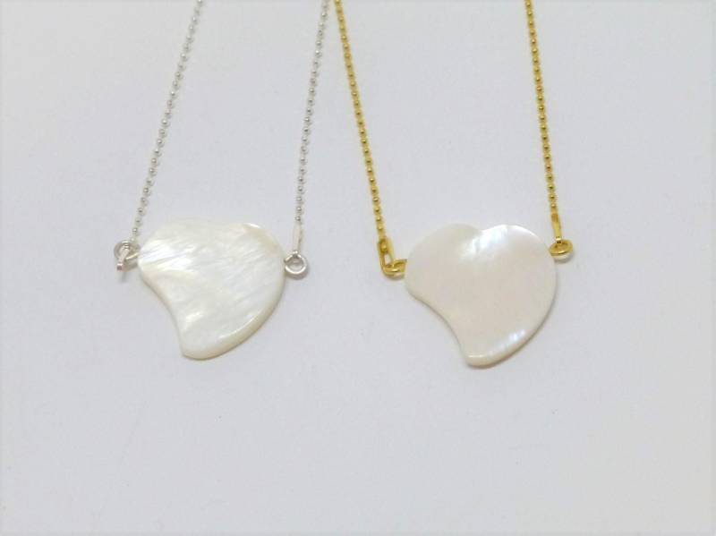 Halskette Herz Perlmutt Weiß Gold Silber, Herzkette von NettesSchmuckwerk