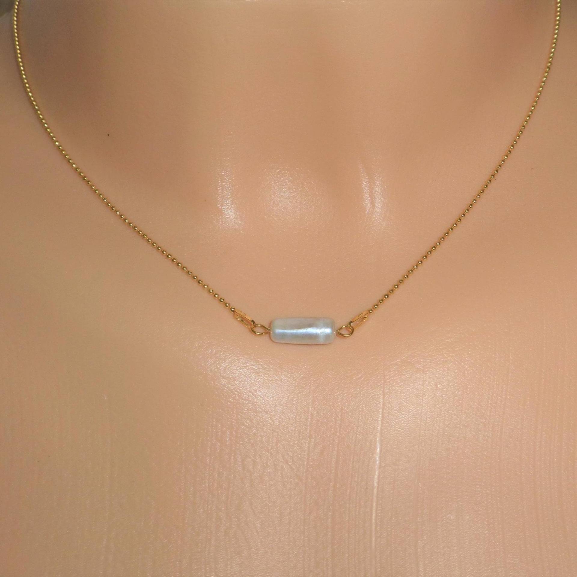 Halskette Kugelkette Gold Biwa-Zuchtperle Walze Weiß, Perlenkette, Brautschmuck Halskette Kugelkette Gold Biwa-Zuchtperle Walze Weiß, Perlenkette, Brautschmuck von NettesSchmuckwerk