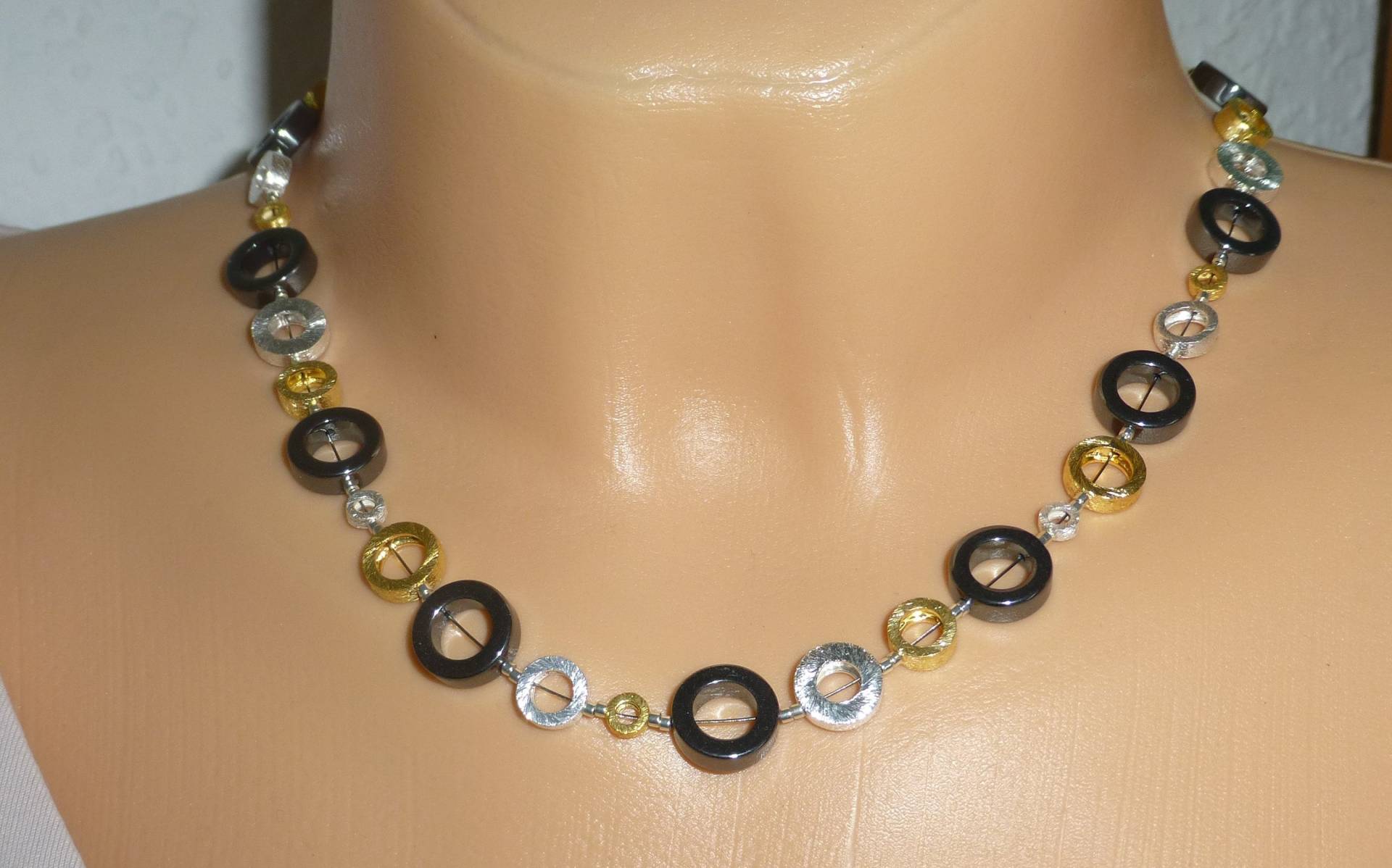 Halskette Ringe Tricolor Hämatit Silber 925 Vergoldet Dreifarbig von NettesSchmuckwerk