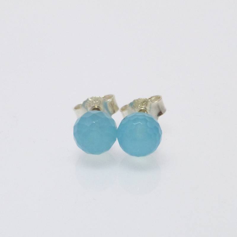 Ohrstecker Aqua-Chalcedon Kugel Facettiert Silber 925 6mm 8mm Ohrstecker Aqua-Chalcedon Kugel Facettiert Silber 925 6mm 8mm von NettesSchmuckwerk