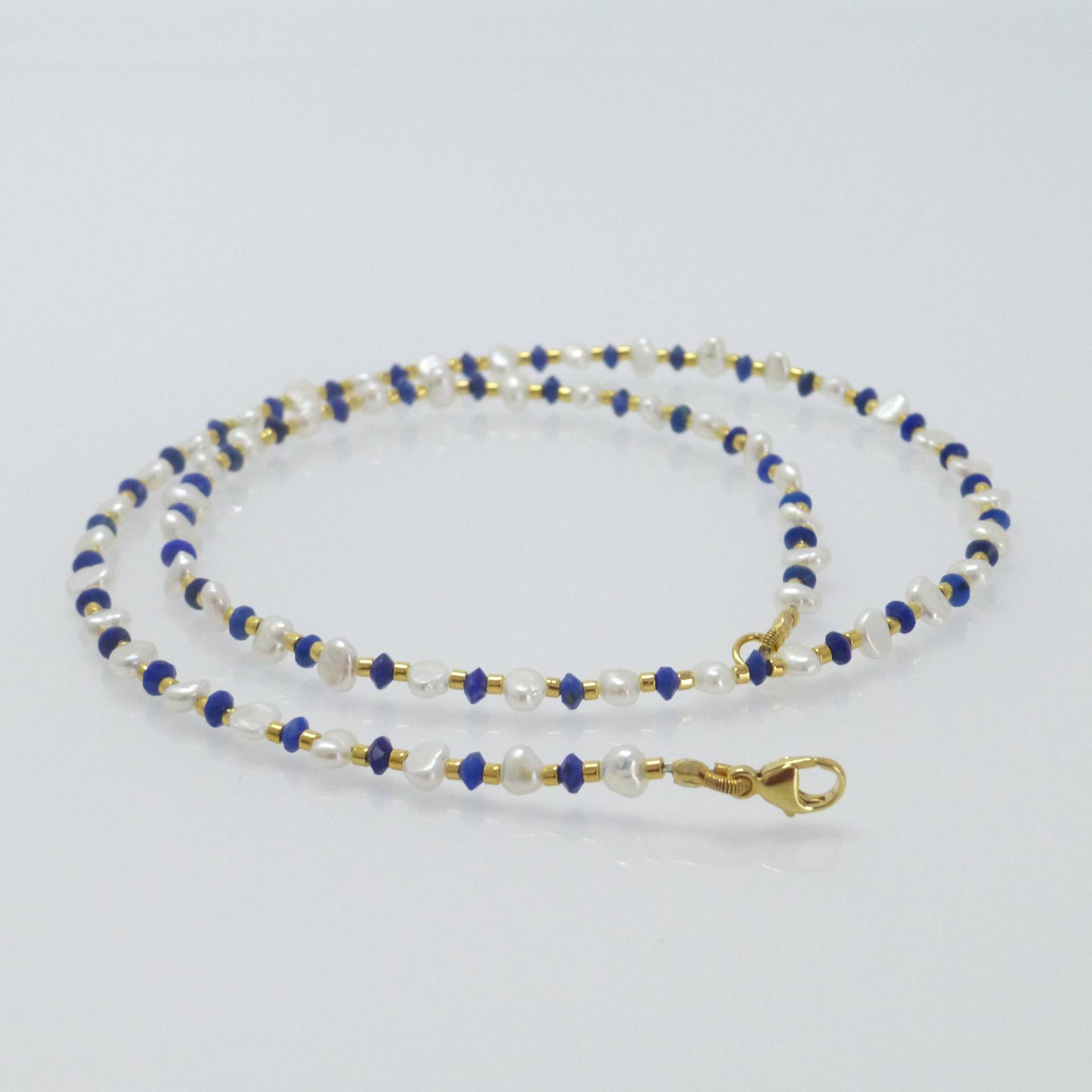Zarte Halskette Lapislazuli Mit Zuchtperlen Und Gold von NettesSchmuckwerk
