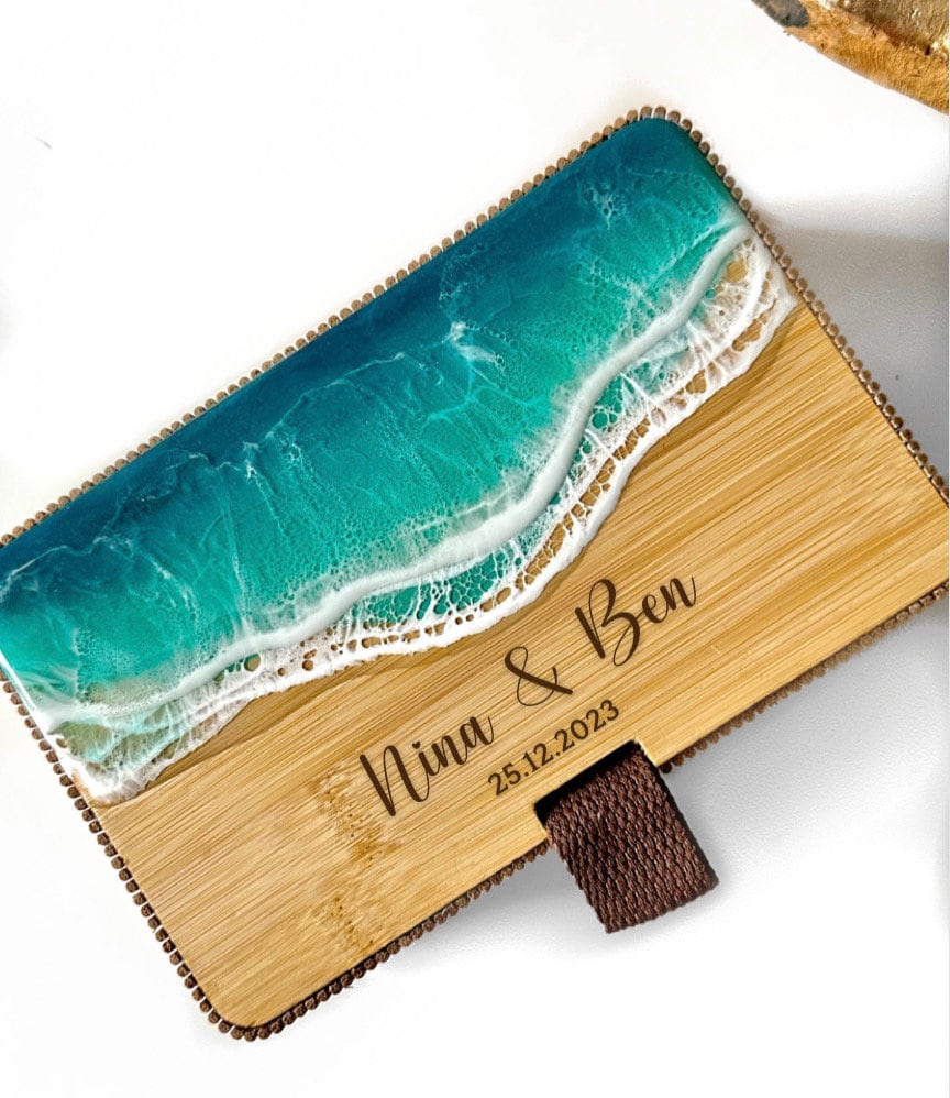 Personalisiertes Schmuckkästchen - Ozean Epoxidharz Mit Gravur 20x14cm| Strandliebhaber |Box |Resinart |Geschenkidee von NeuHausDE