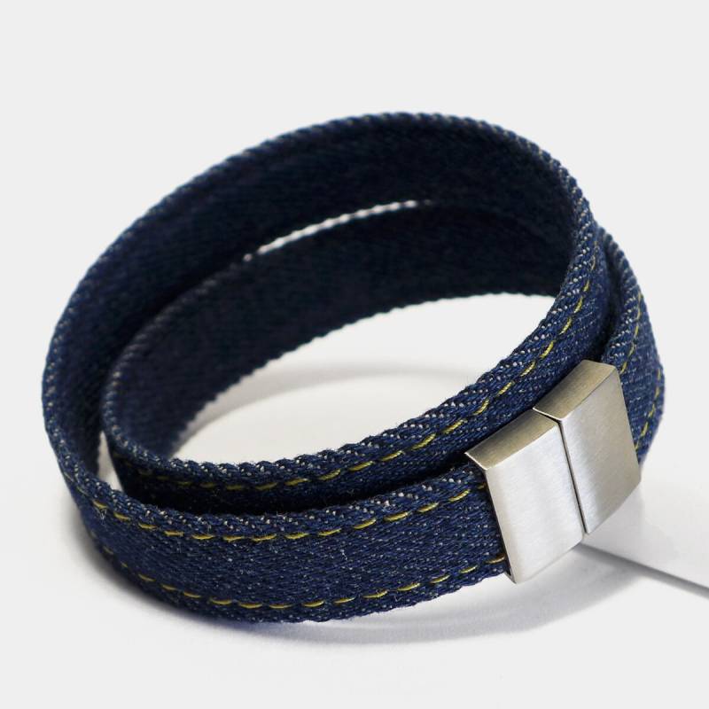 Herrenarmband Blue Denim - Stoffarmband Im Jeans-Look Magnetverschluss Edelstahl Modern, Einfache Eleganz Kombinierbar, Handgefertigt von NeueGeneration