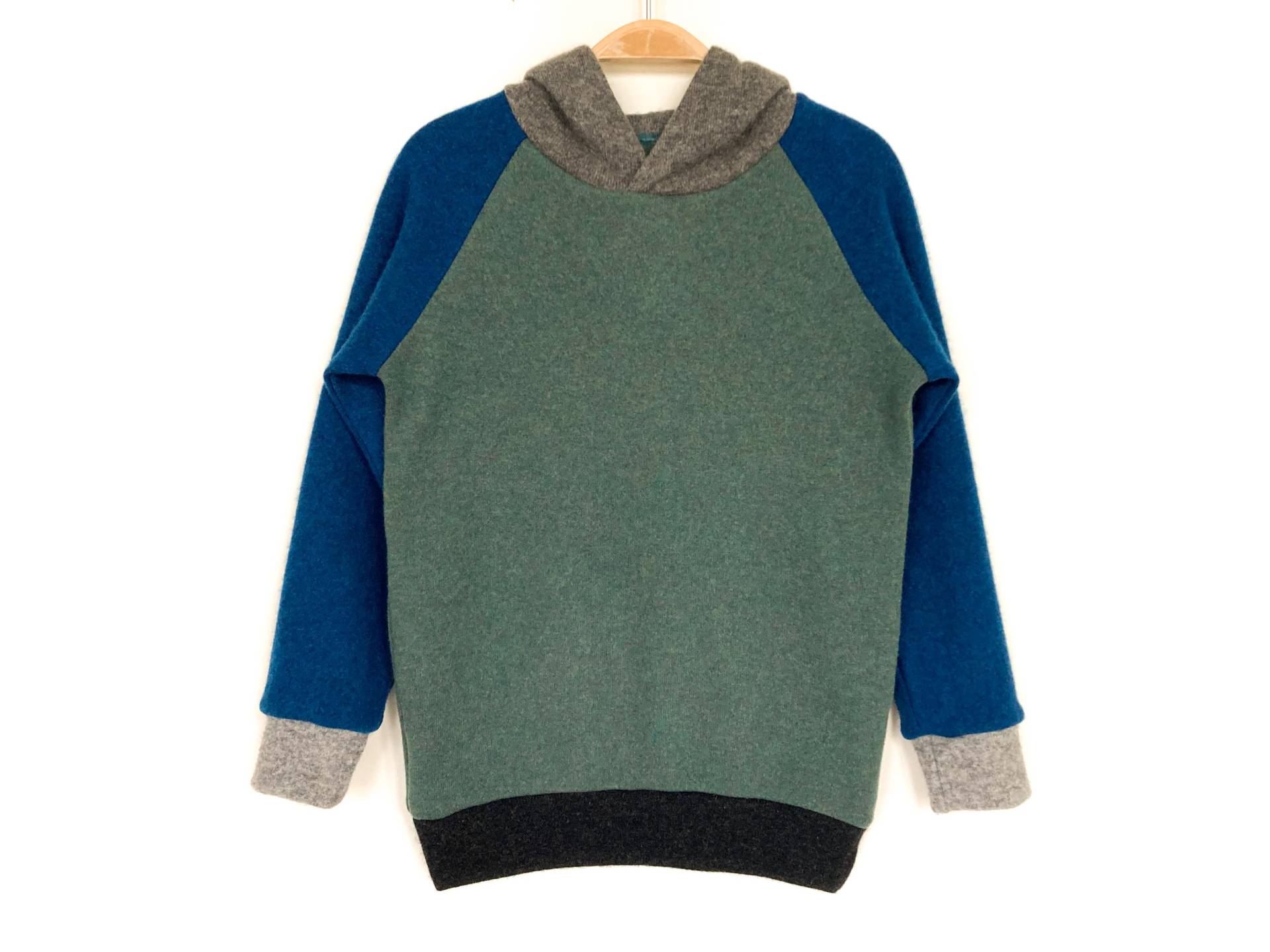 Kapuzenpullover Größe 134/140 in Farbvarianten 100% Recycelter Kaschmir - Upcycling Kaschmirpullover Für Kinder 8 Jahre/strickhoodie von NeuesAusAltemGewand