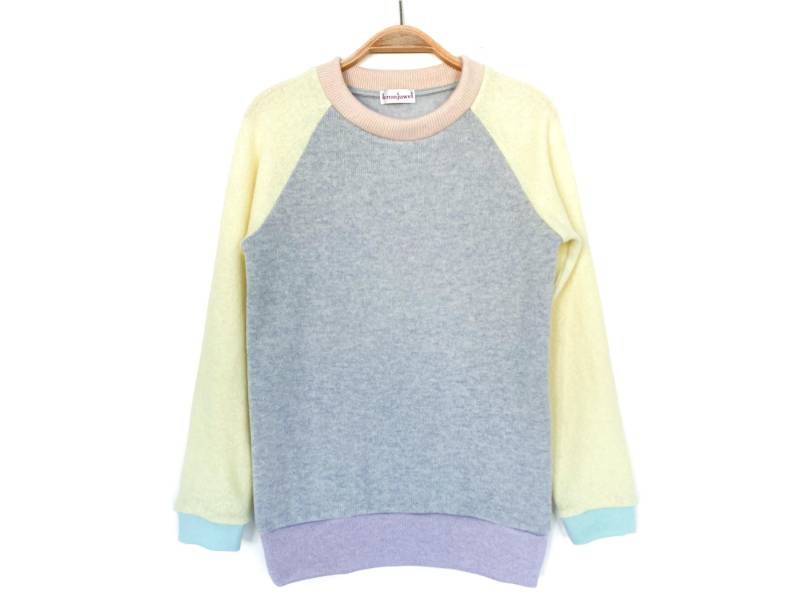 Kaschmirpullover 158 Graublau Hellgelb Pastell/Upcycling Kinderpullover 100% Kaschmir Colorblockpullover Für Kinder Raglanpullover von NeuesAusAltemGewand