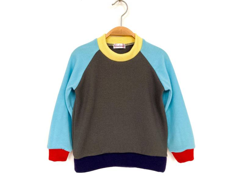 Kinderpullover Größe 104 Grau Türkis Bunt 100%merinowolle/Upcycling Wollpullover Für Kinder Colorblockpullover Raglanpullover Unikat von NeuesAusAltemGewand