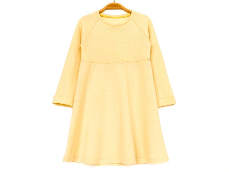 Langärmliges Strickkleid 110/116 Hellgelb 100% Merinowolle - Upcycling Wollkleid Für Kinder Winterkleid Mädchen 5 Jahre Merinokleid von NeuesAusAltemGewand