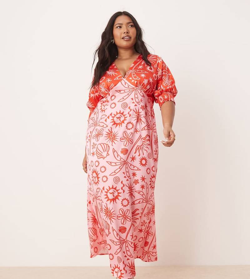 Never Fully Dressed Plus - Midaxi-Kleid in kontrastierendem Rot und Rosa mit Palmenmuster von Never Fully Dressed Plus