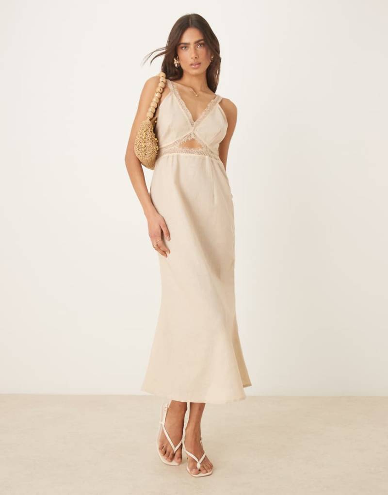 Never Fully Dressed - Mimi - Midaxi-Kleid aus hellbeigem Leinen mit Zierausschnitt-Neutral von Never Fully Dressed