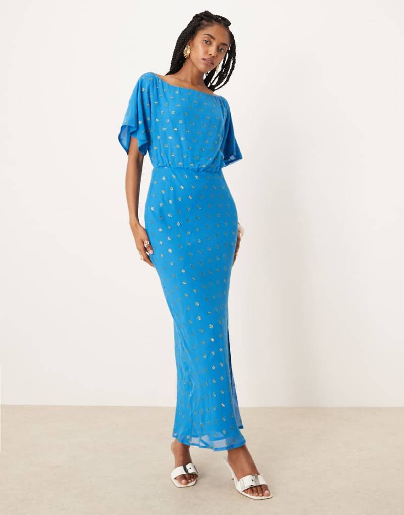 Never Fully Dressed - Tilly - Plissiertes Maxikleid in Blau-Metallic von Never Fully Dressed
