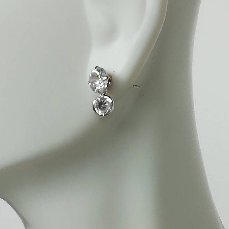 Cz Ohrstecker - Diamante Charm Minimalist Style Zierliche Halskette Brautschmuck Hypoallergene Ohrstecker, E63Ch8 von NeverEndingSilver