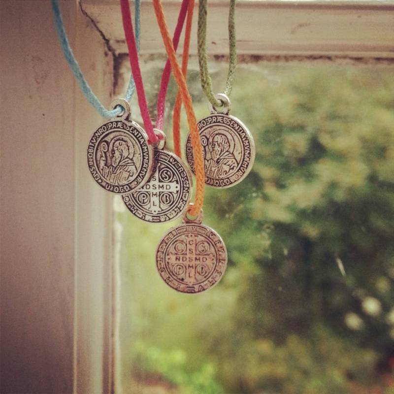 Doppelte Einseitig Silbermünze Charme Auf Gewachste Baumwolle Kordel Einstellbar Freundschaft Armband von NeverGoNaked