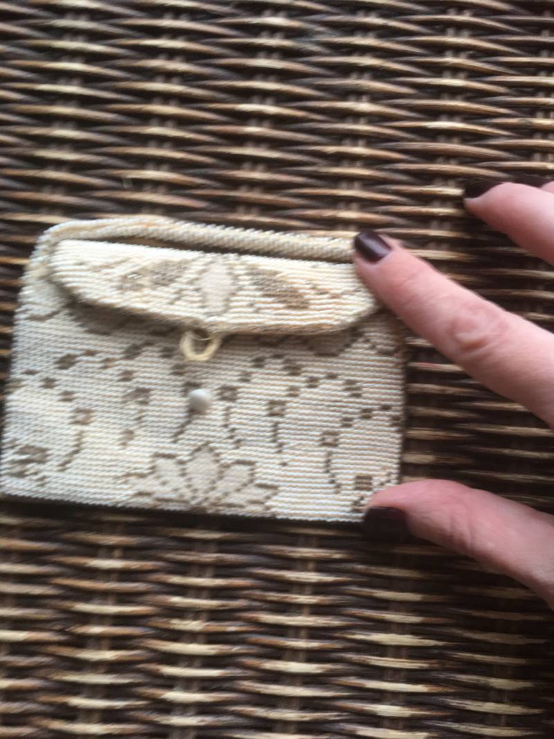 Vintage "Blumen' Perlen Geldbörse - Abendtasche Antike Hochzeit 1930Er Jahre Kupplung Kleine Handtasche von NeverOutOfDate