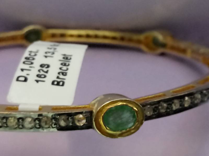 Diamant Armreif Antikstyle Mit Smaragd 925 Silber Vergoldetsu von NevertoolateGermany