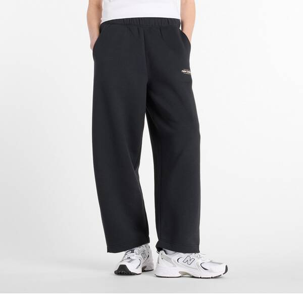 NEW BALANCE Damen Hose Reimagined Fleece Barrel Leg Pant von New Balance