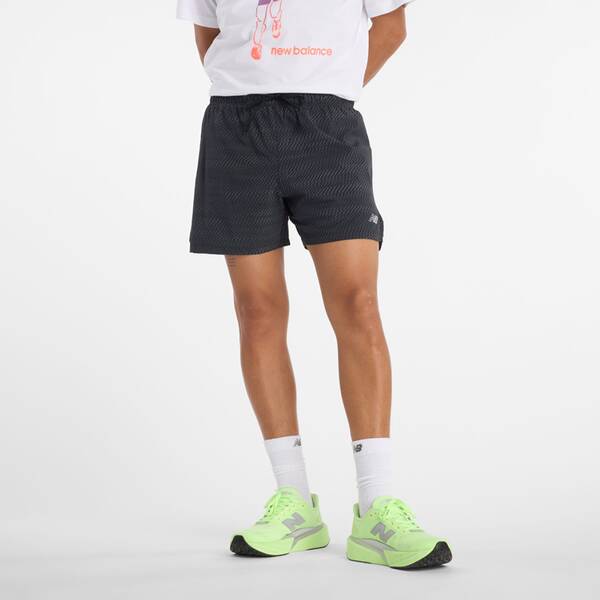 NEW BALANCE Herren Shorts RC Reflective Short 5" von New Balance