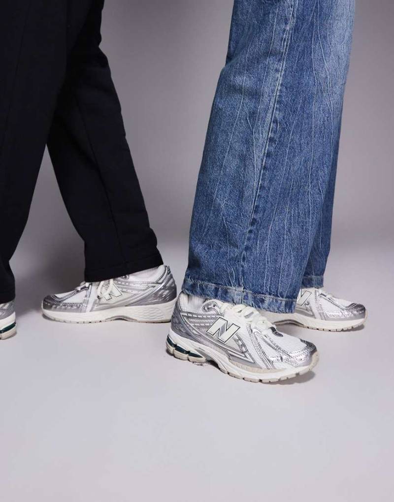 New Balance - 1906 - Sneaker in Metallic-Silber von New Balance