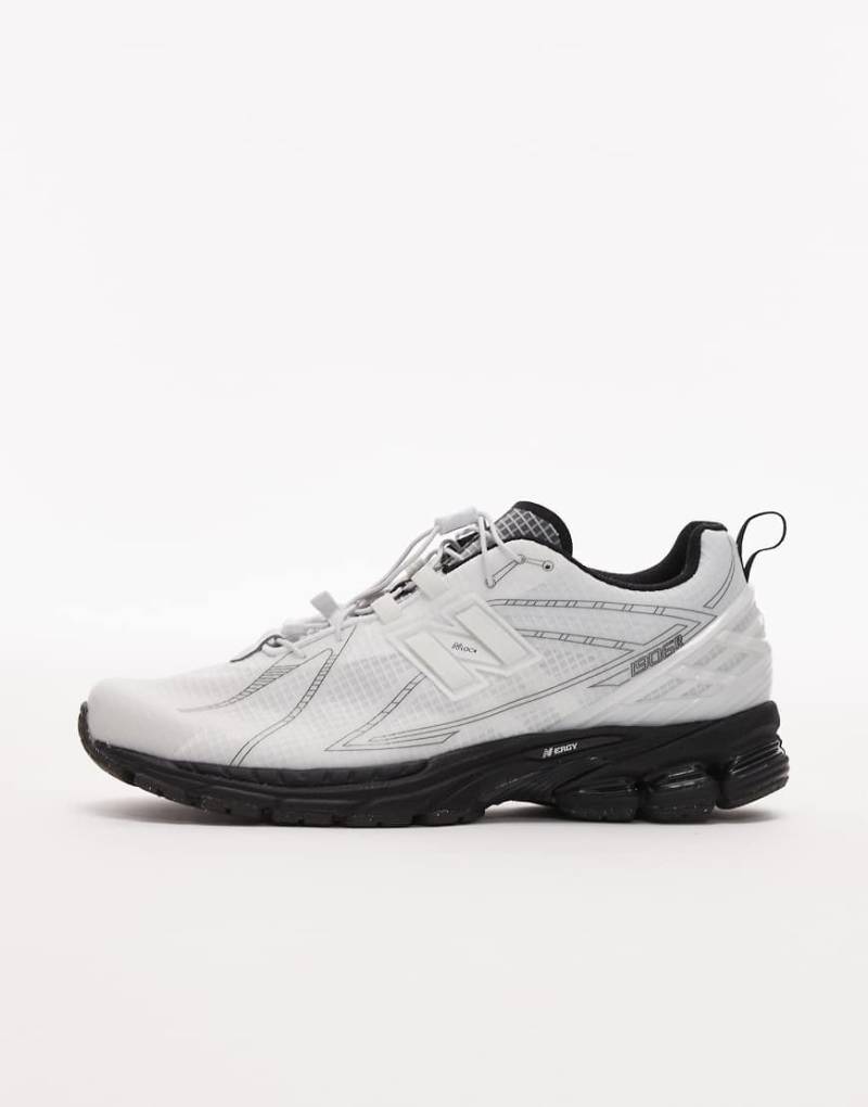 New Balance - 1906 - Unisex-Sneaker in Weiß und Schwarz mit Knebelknopfverschluss von New Balance