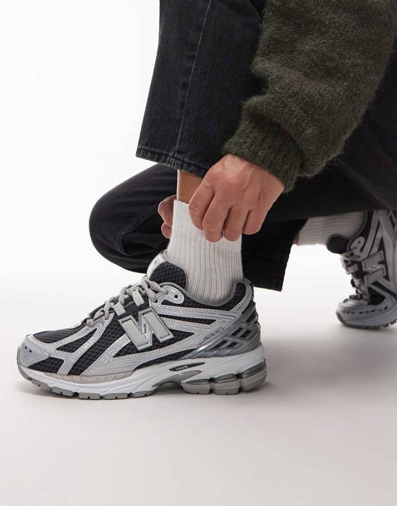 New Balance - 1906R - Unisex-Sneaker in Silber und Grau von New Balance