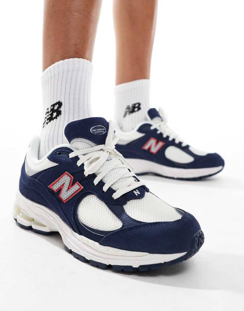 New Balance - 2002 - Sneaker in Blau von New Balance