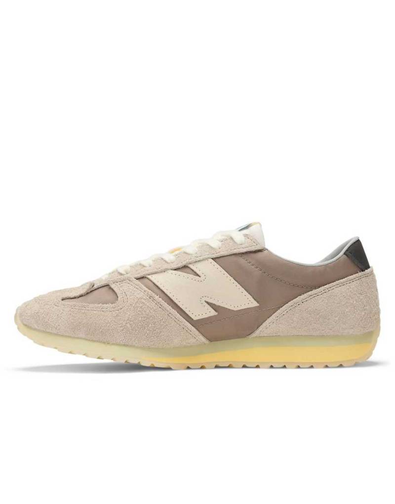 New Balance - 471 Grey Days - Sneaker in Arid Stone-Brown von New Balance
