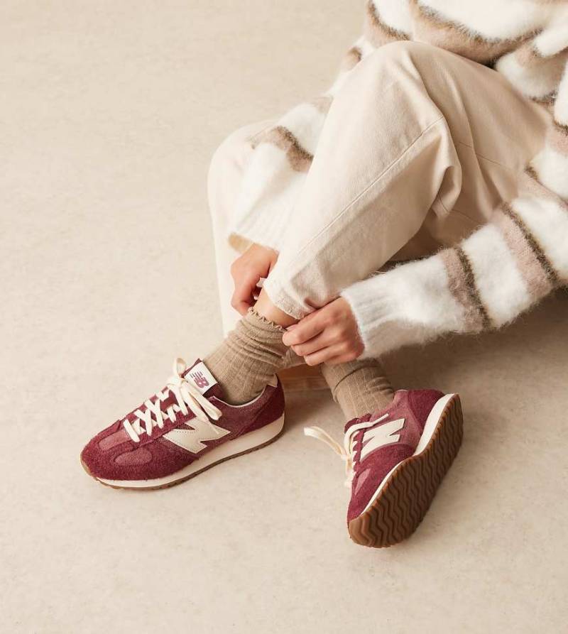 New Balance - 471 - Unisex-Sneaker aus Wildleder in Burgunderrot, exklusiv bei ASOS von New Balance