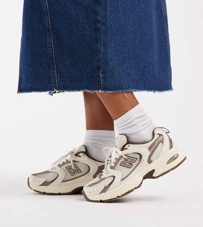 New Balance - 530 - Sneaker in gebrochenem Weiß und Beige von New Balance
