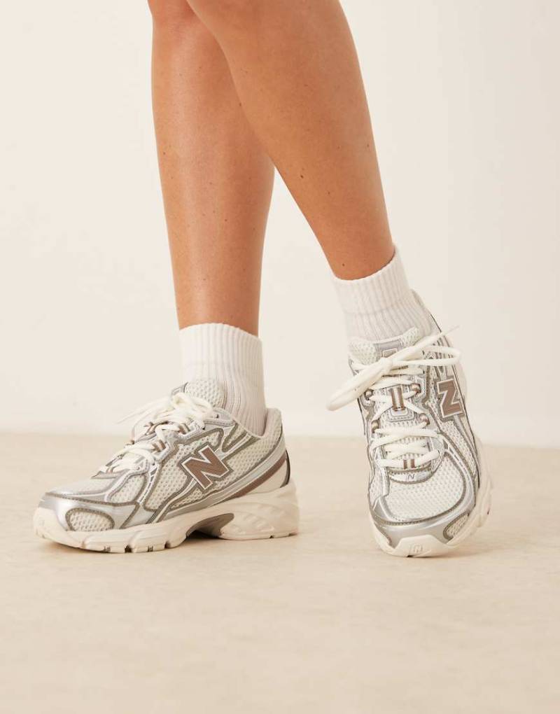 New Balance - 740 - Unisex-Sneaker in Weiß, Silber und Beige von New Balance