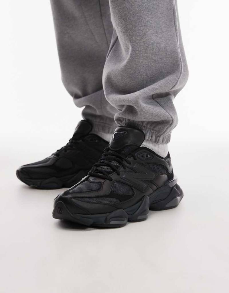 New Balance - 9060 - Unisex-Sneaker in Triple-Schwarz von New Balance