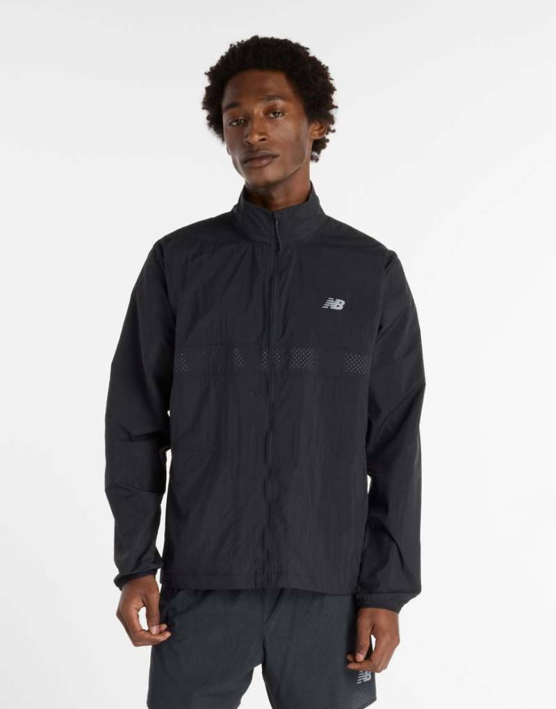 New Balance - Athletics - Reflektierende, verstaubare Jacke in Schwarz von New Balance
