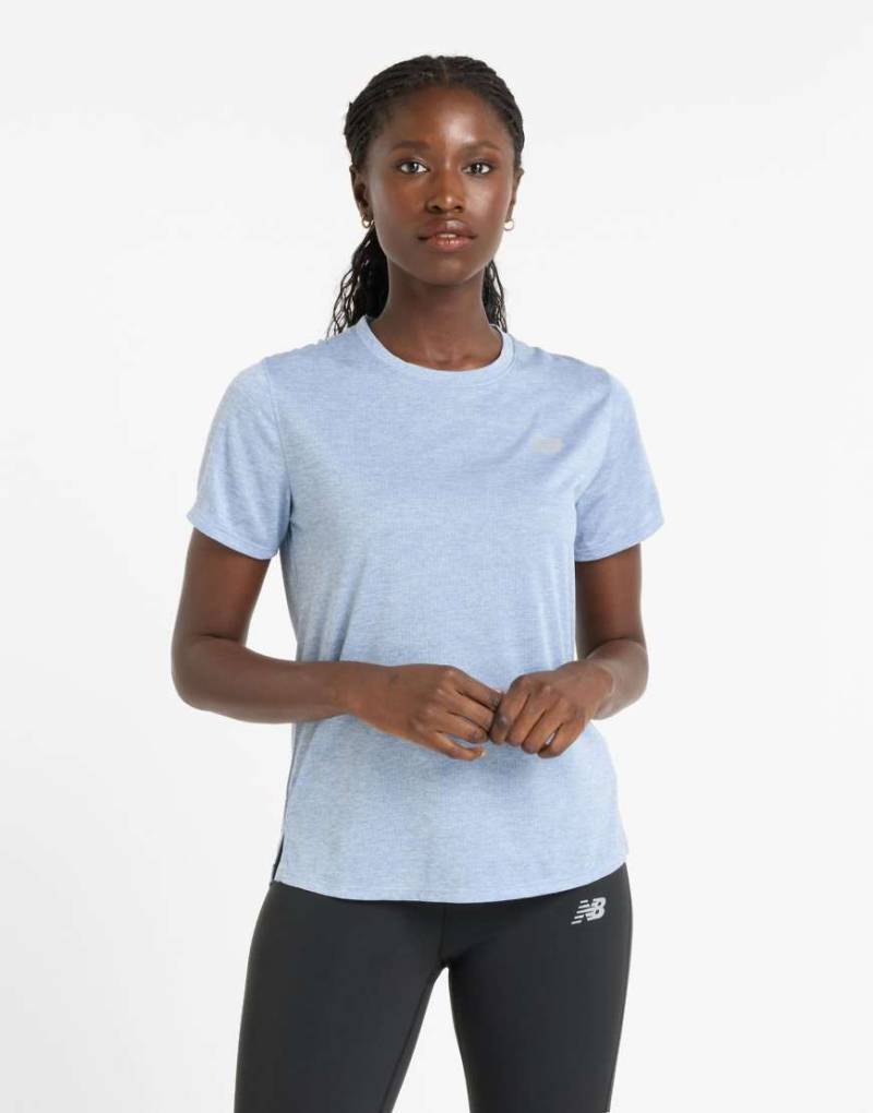 New Balance - Athletics - T-Shirt in Dusk Shower Heather-Blau von New Balance
