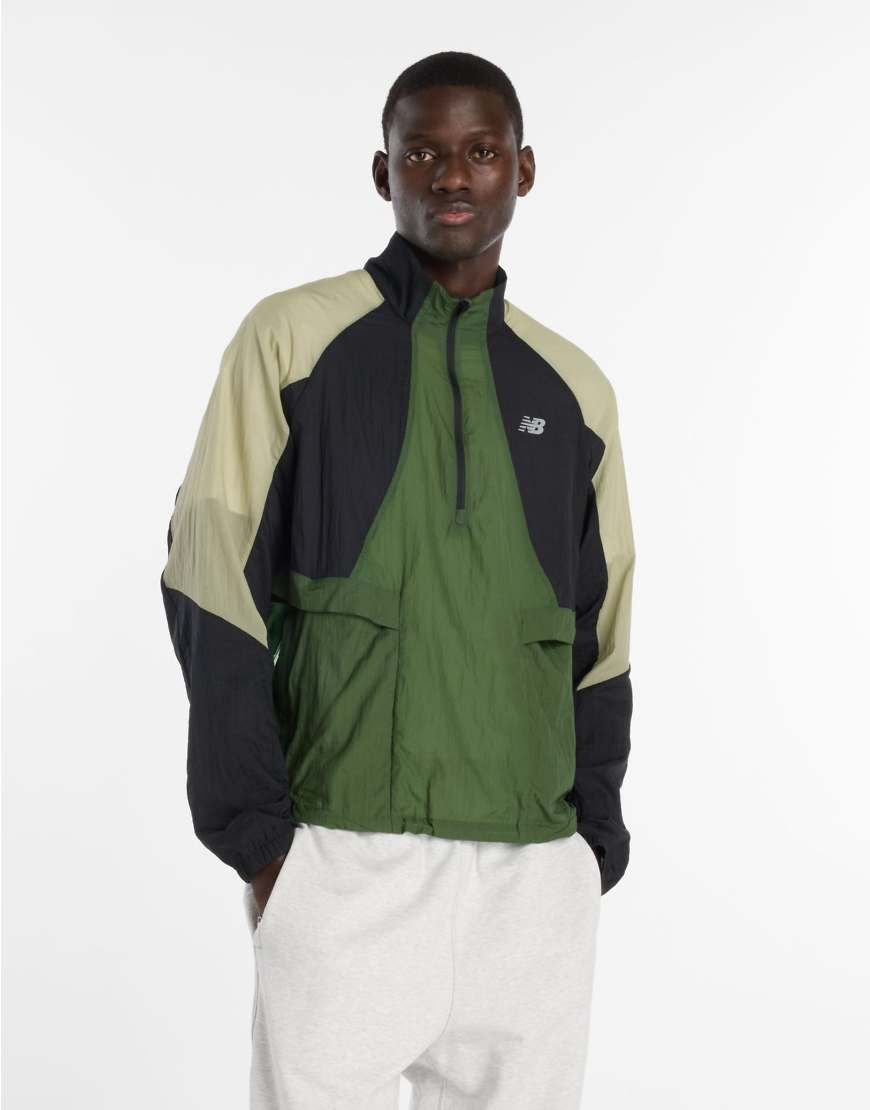 New Balance - Better Run - Wasserabweisende Jacke mit Schlangenmuster-Grün von New Balance